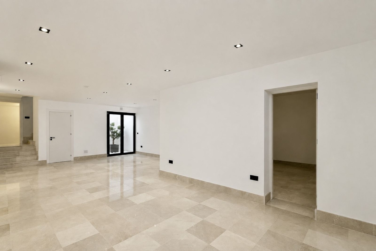 Huis te koop in Puerto Banús | 6 slaapkamers H5465461