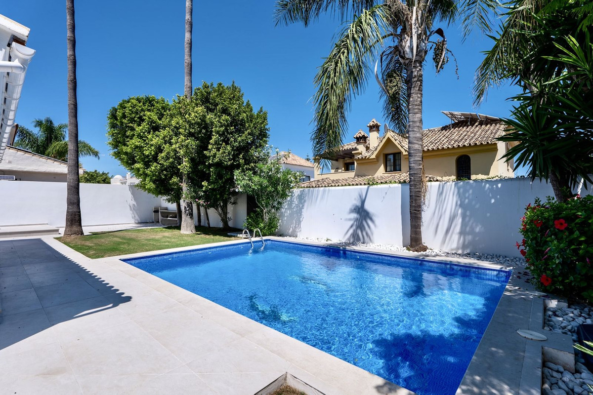 Huis te koop in Puerto Banús | 6 slaapkamers H5465461