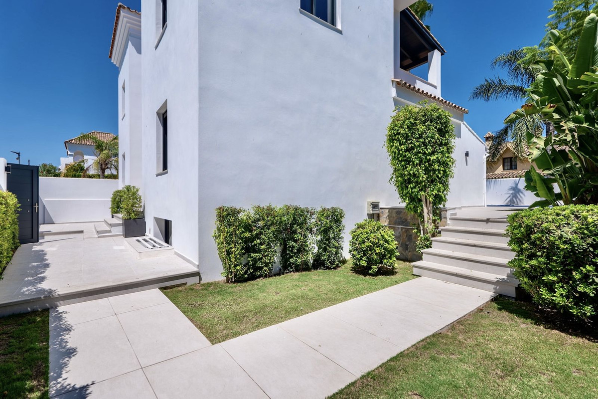 Huis te koop in Puerto Banús | 6 slaapkamers H5465461