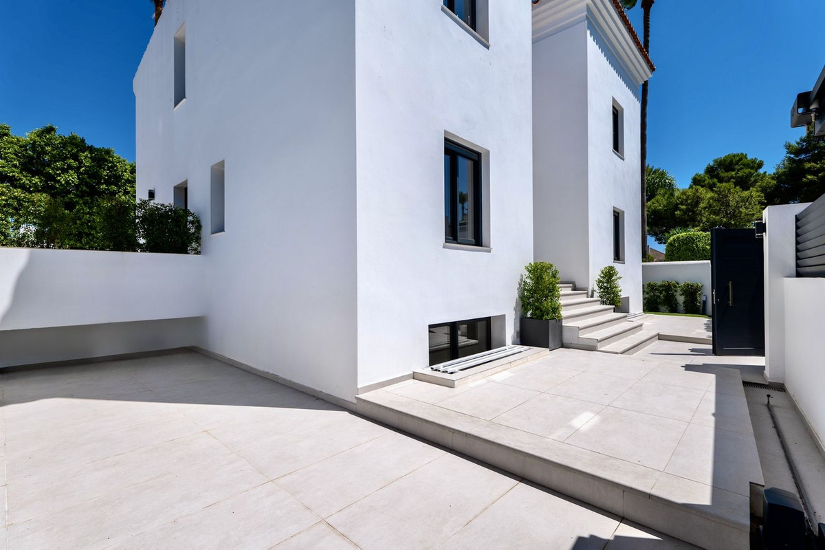 Huis te koop in Puerto Banús | 6 slaapkamers H5465461