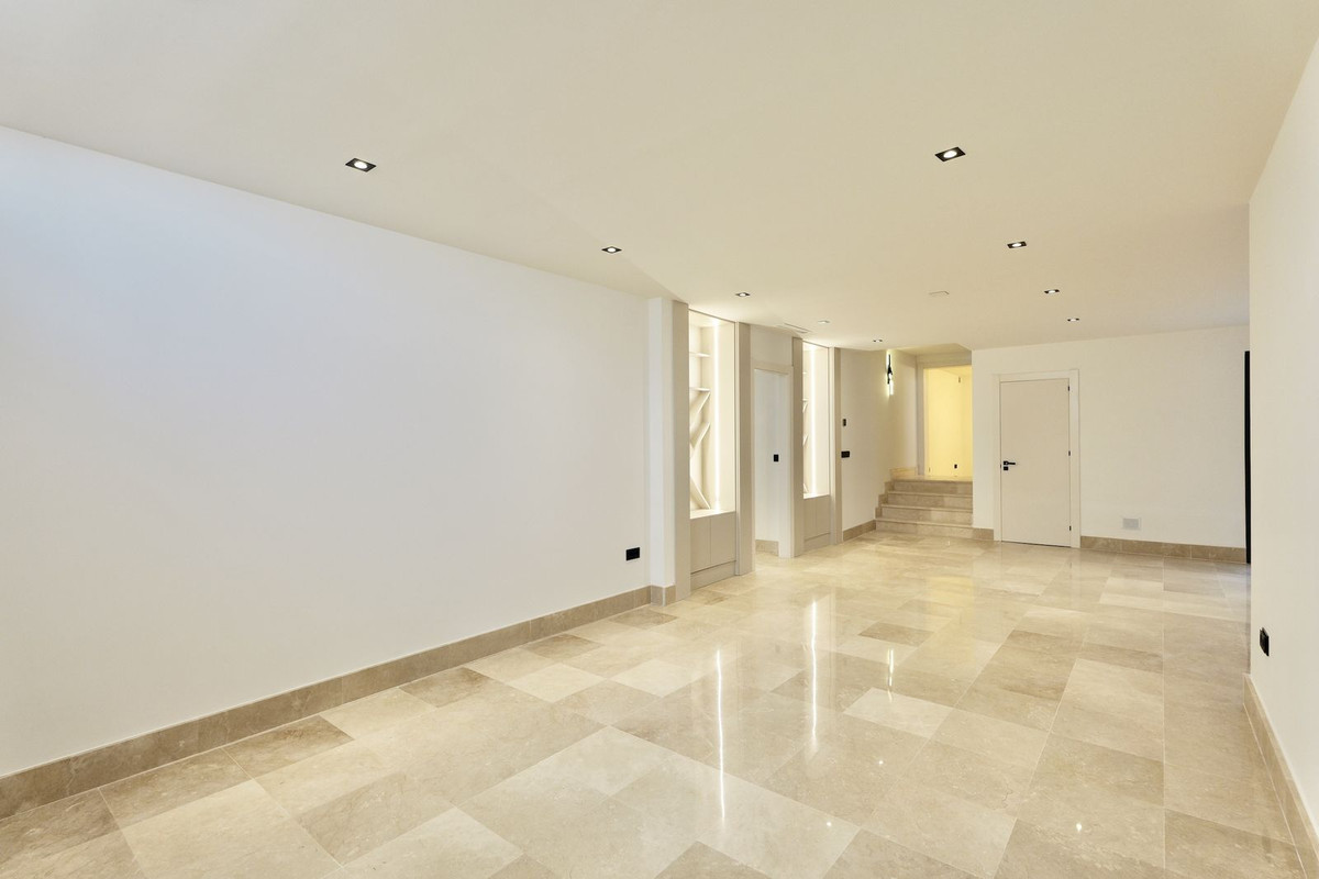 Huis te koop in Puerto Banús | 6 slaapkamers H5465461