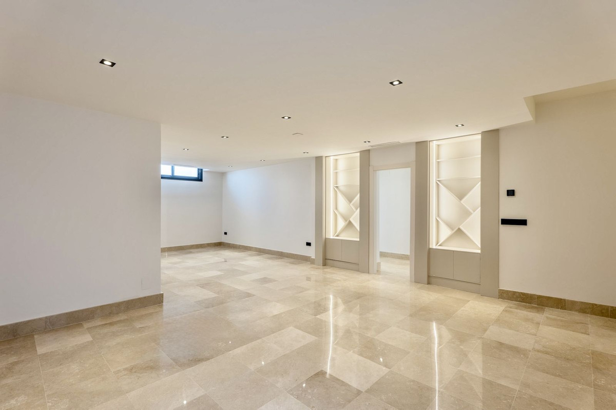 Huis te koop in Puerto Banús | 6 slaapkamers H5465461