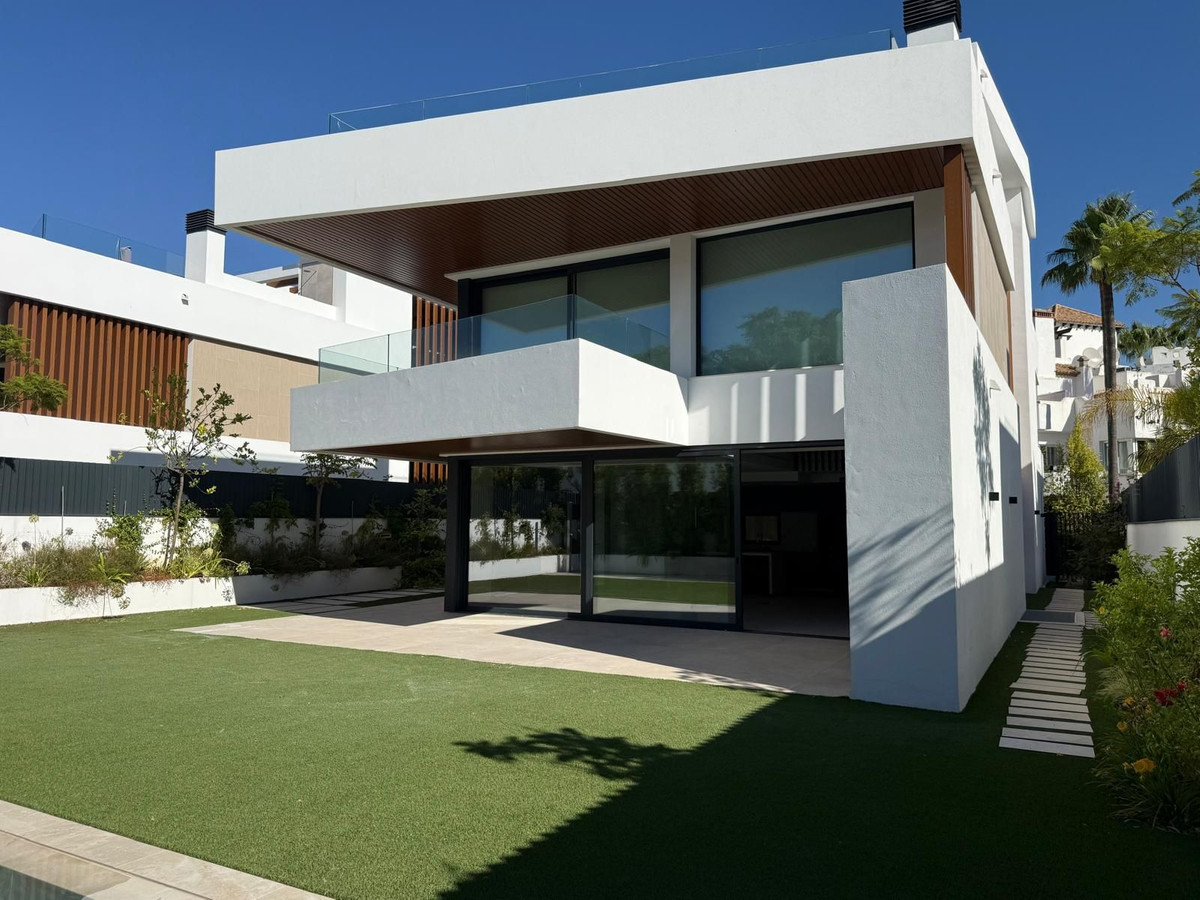 Huis te koop in Puerto Banús | 5 slaapkamers H5517490