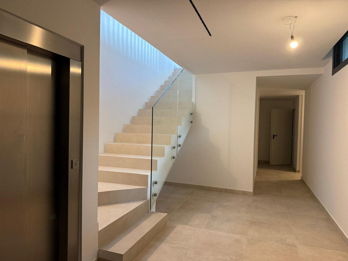Huis te koop in Puerto Banús | 5 slaapkamers H5517490