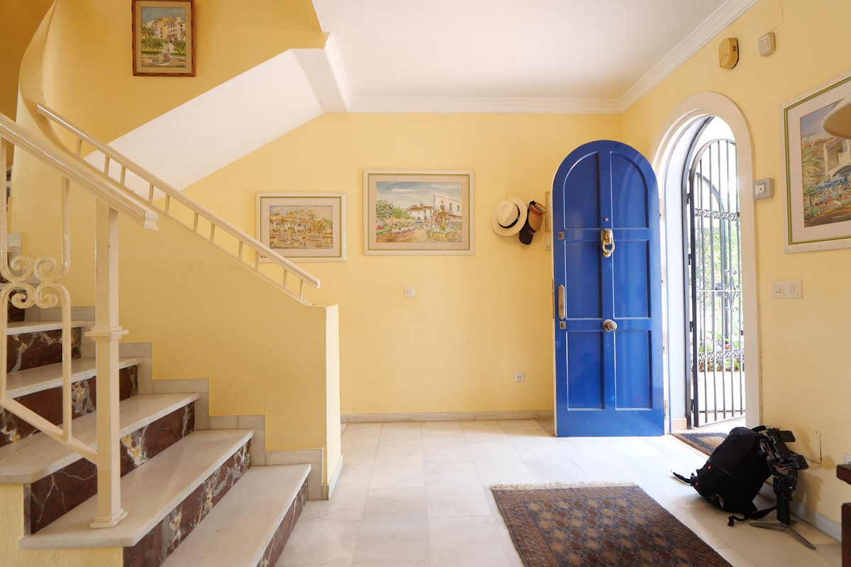 Huis te koop in Puerto de Cabopino | 5 slaapkamers H5370172