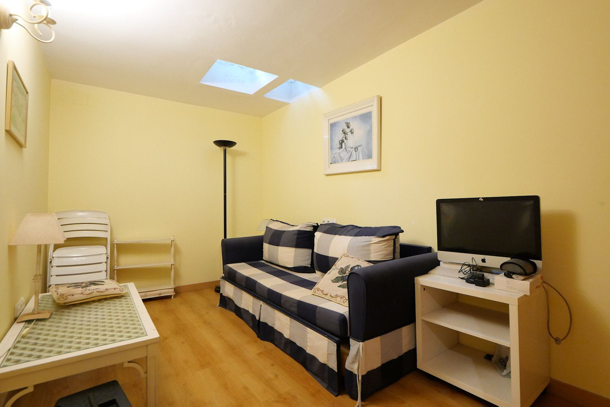 Huis te koop in Puerto de Cabopino | 5 slaapkamers H5370172
