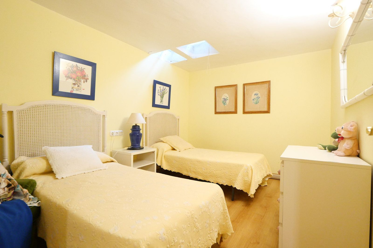 Huis te koop in Puerto de Cabopino | 5 slaapkamers H5370172