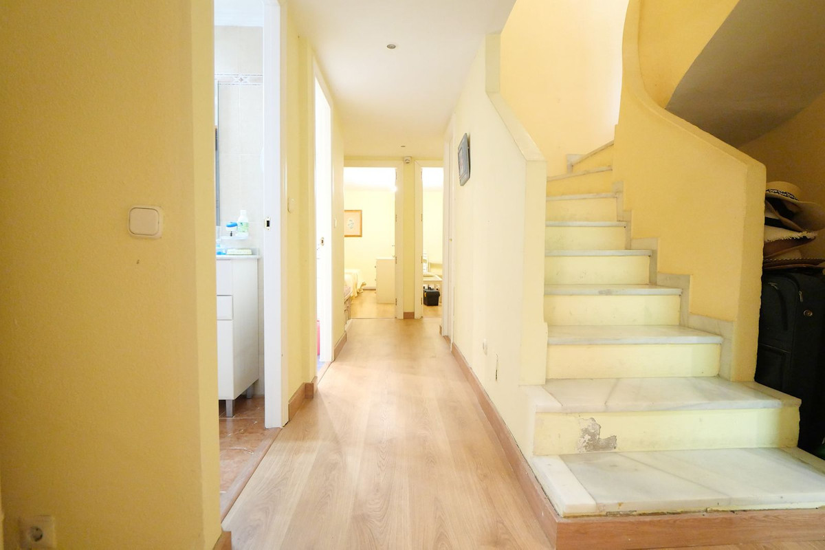 Huis te koop in Puerto de Cabopino | 5 slaapkamers H5370172