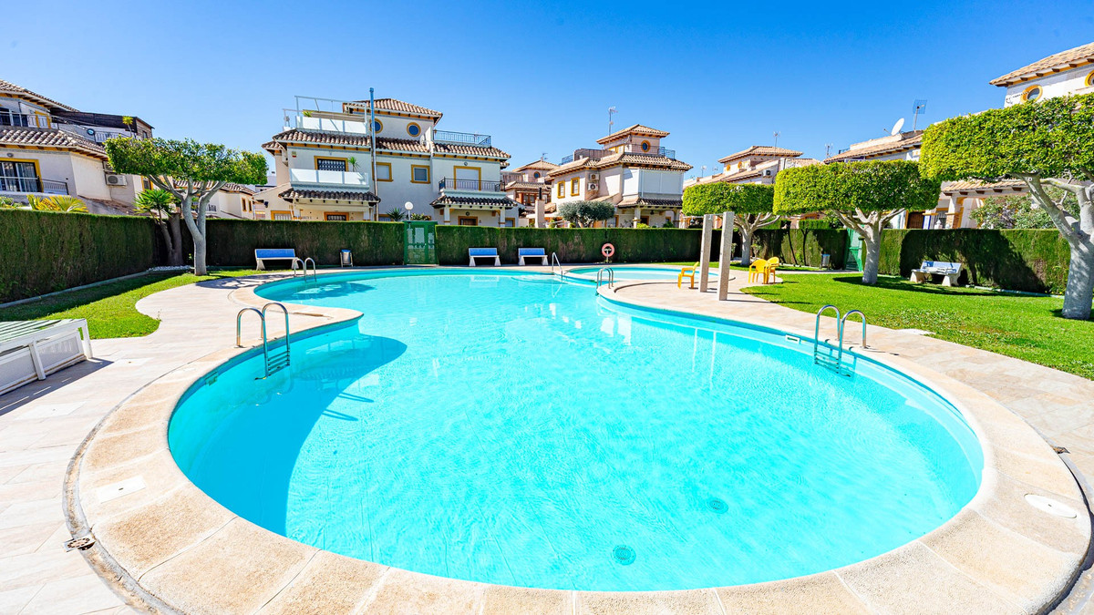 Huis te koop in Punta Prima | 2 slaapkamers H5335954