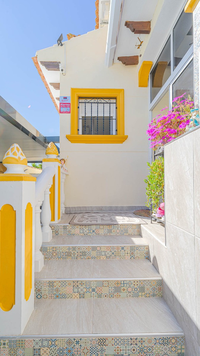 Huis te koop in Punta Prima | 2 slaapkamers H5335954