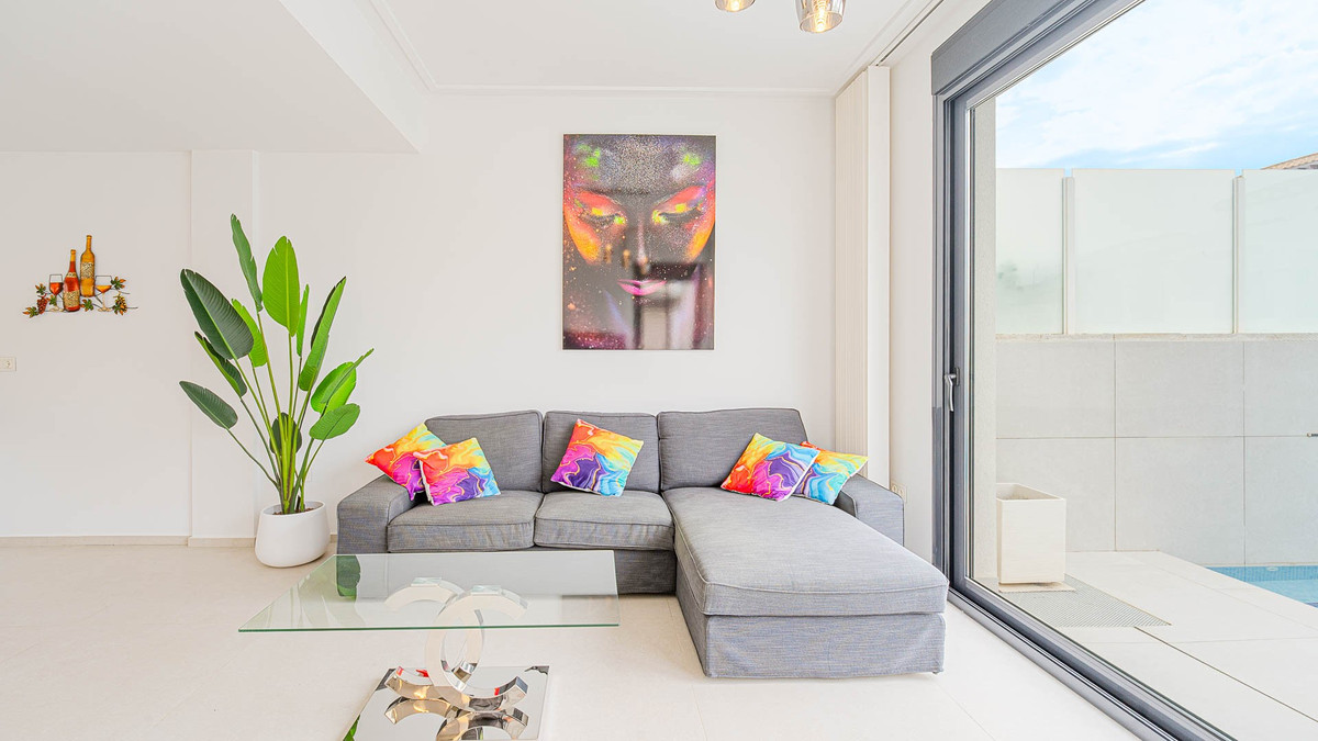Huis te koop in Punta Prima | 4 slaapkamers H5378116