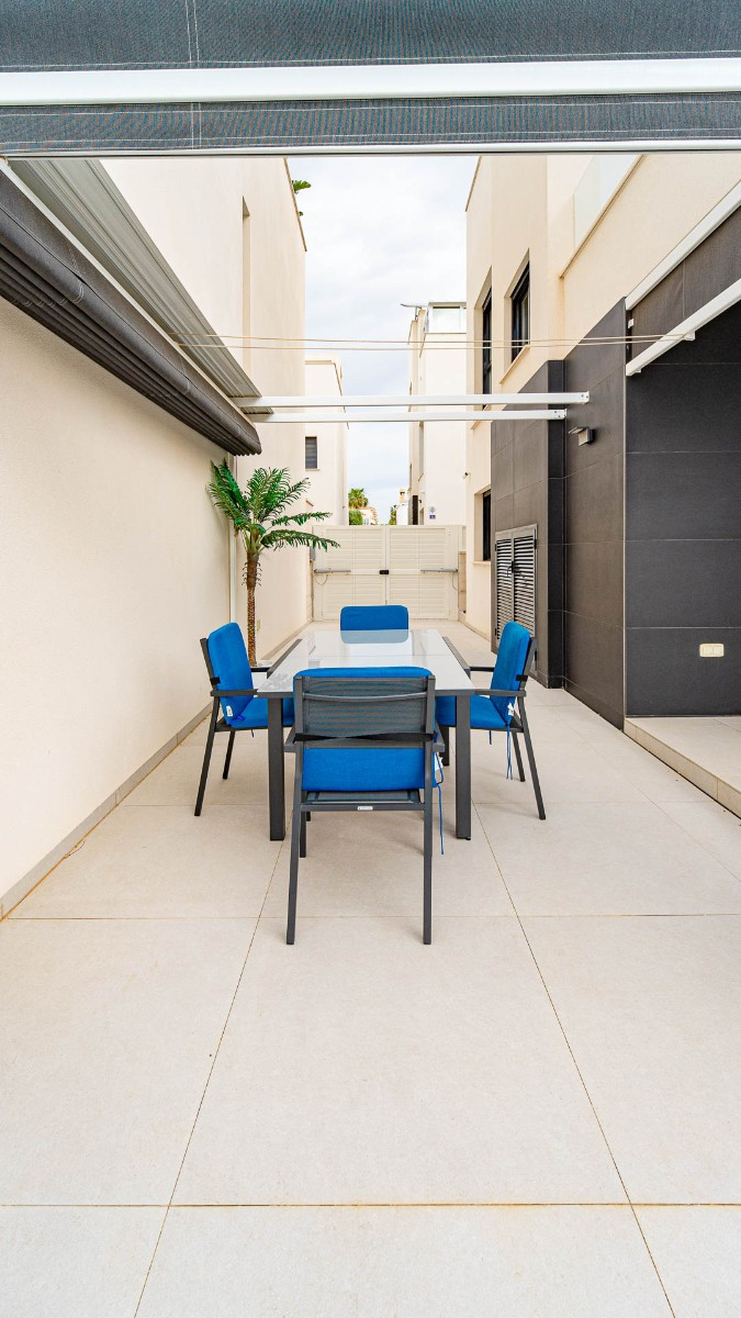 Huis te koop in Punta Prima | 4 slaapkamers H5378116