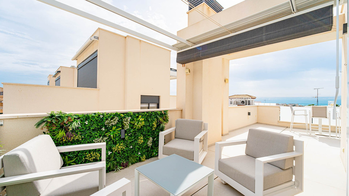 Huis te koop in Punta Prima | 4 slaapkamers H5378116