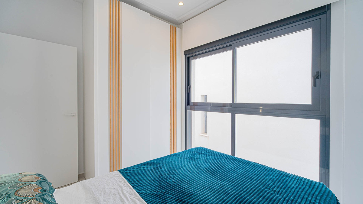 Huis te koop in Punta Prima | 4 slaapkamers H5378116