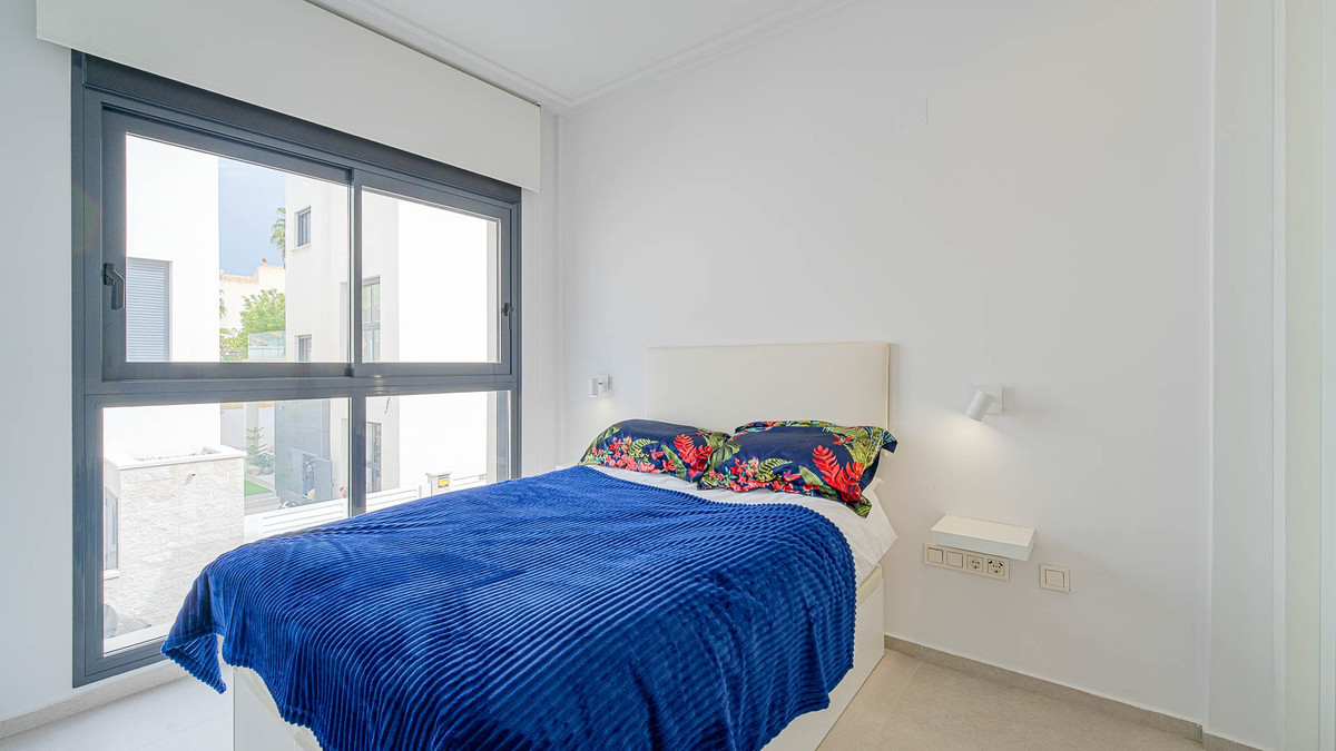 Huis te koop in Punta Prima | 4 slaapkamers H5378116