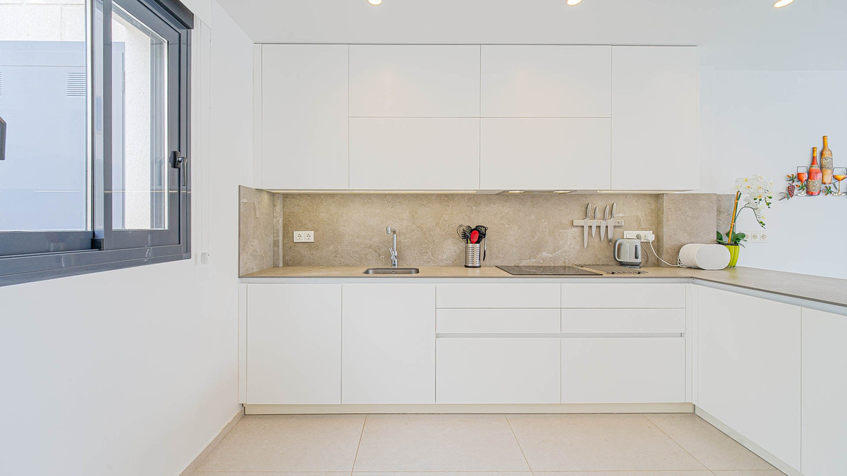 Huis te koop in Punta Prima | 4 slaapkamers H5378116