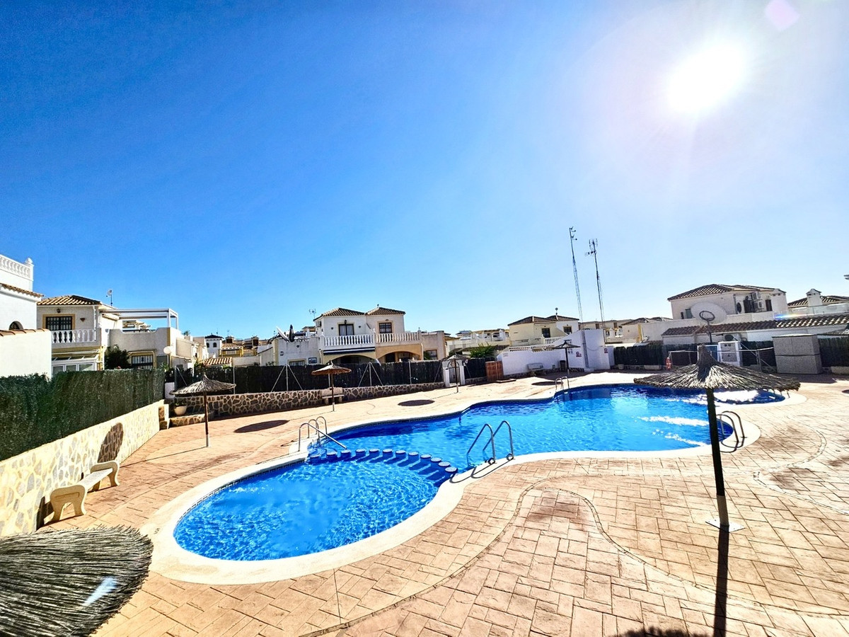 Huis te koop in Punta Prima | 2 slaapkamers H5380309