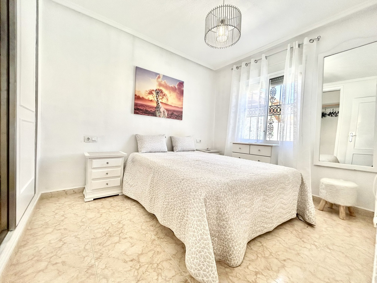 Huis te koop in Punta Prima | 2 slaapkamers H5380309