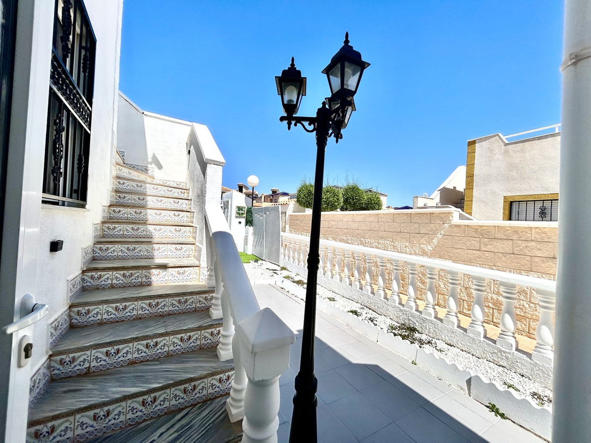 Huis te koop in Punta Prima | 2 slaapkamers H5380309