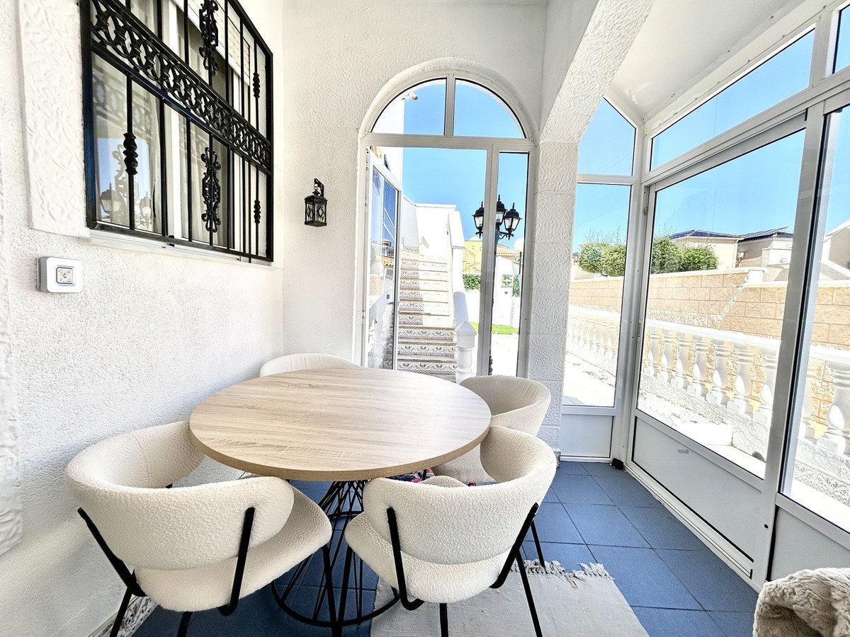 Huis te koop in Punta Prima | 2 slaapkamers H5380309
