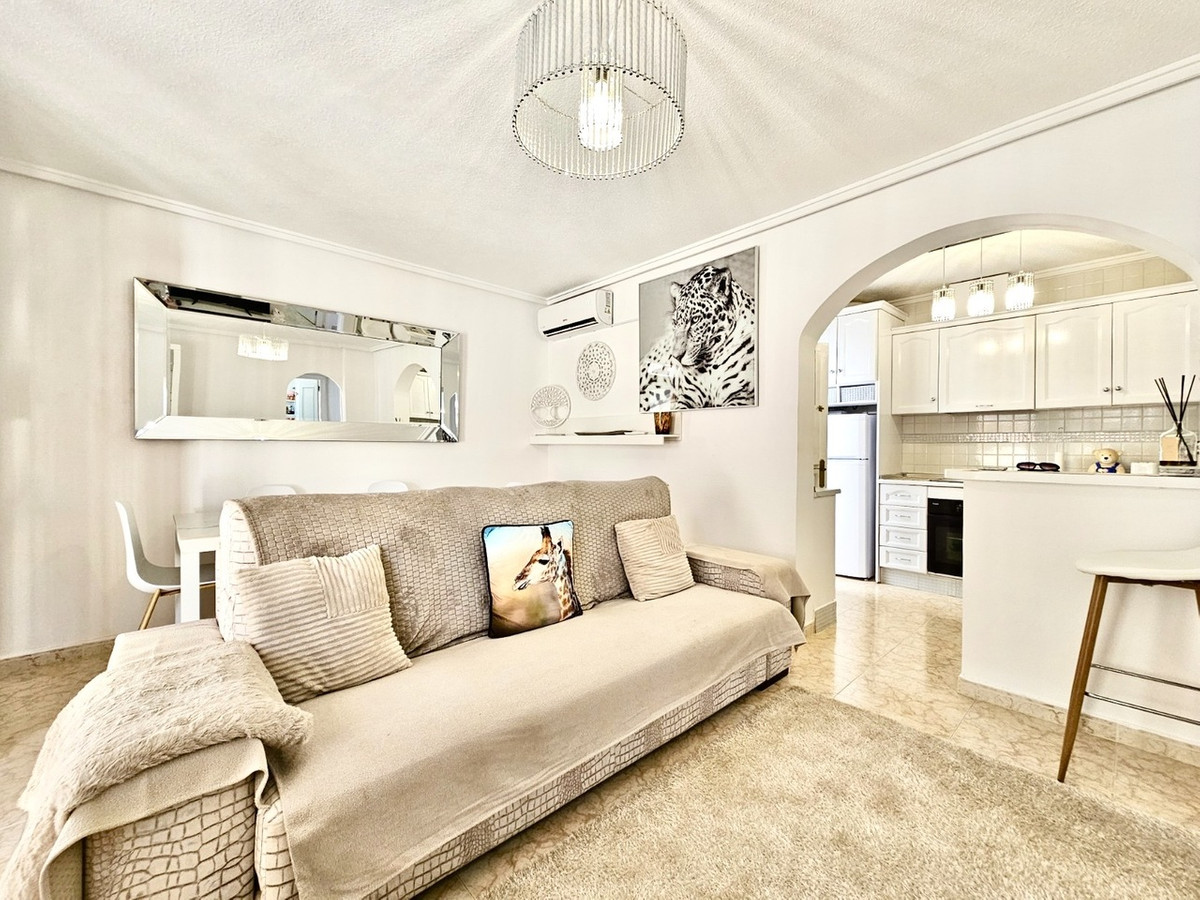 Huis te koop in Punta Prima | 2 slaapkamers H5380309