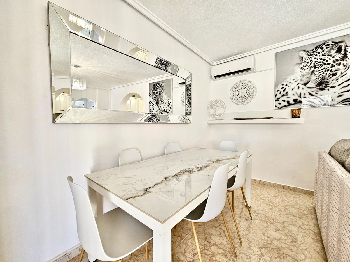 Huis te koop in Punta Prima | 2 slaapkamers H5380309
