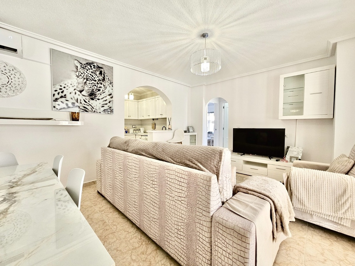 Huis te koop in Punta Prima | 2 slaapkamers H5380309