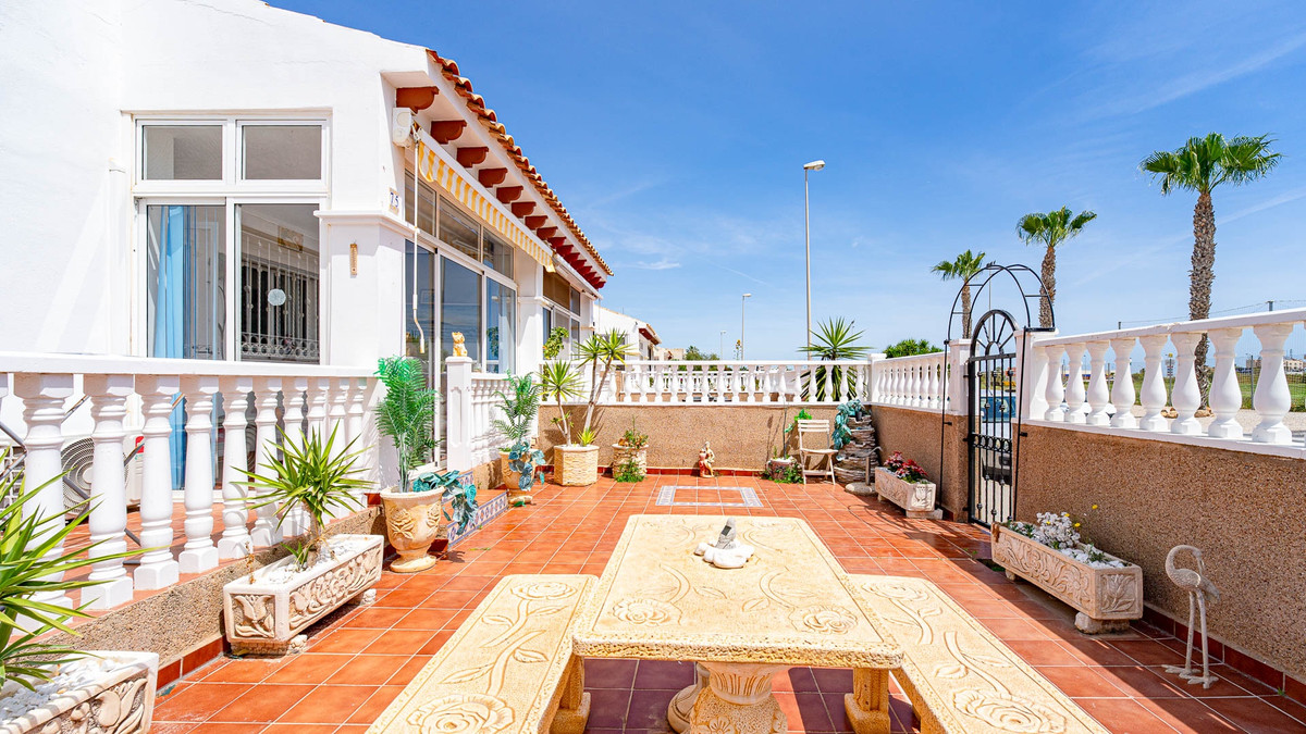 Quad te koop in Punta Prima | 3 slaapkamers H5382346