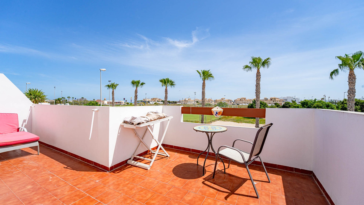 Quad te koop in Punta Prima | 3 slaapkamers H5382346