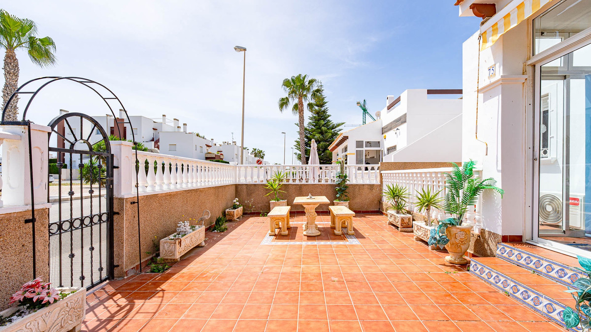 Quad te koop in Punta Prima | 3 slaapkamers H5382346