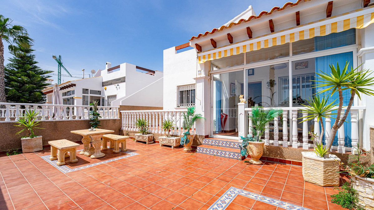 Quad te koop in Punta Prima | 3 slaapkamers H5382346