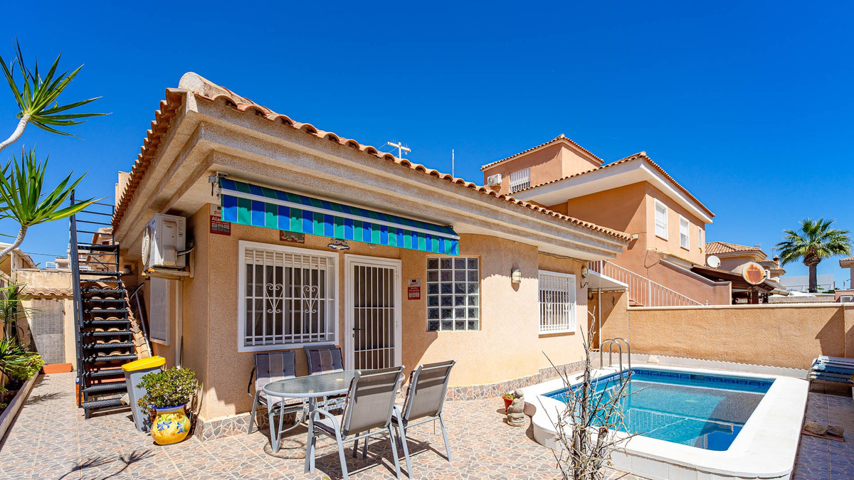 Huis te koop in Punta Prima | 2 slaapkamers H5382352