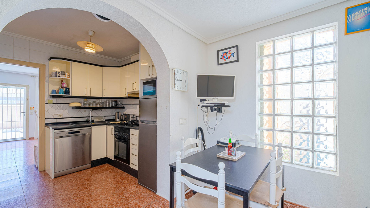 Huis te koop in Punta Prima | 2 slaapkamers H5382352