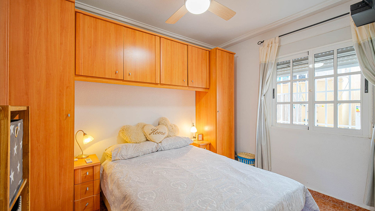 Huis te koop in Punta Prima | 2 slaapkamers H5382352