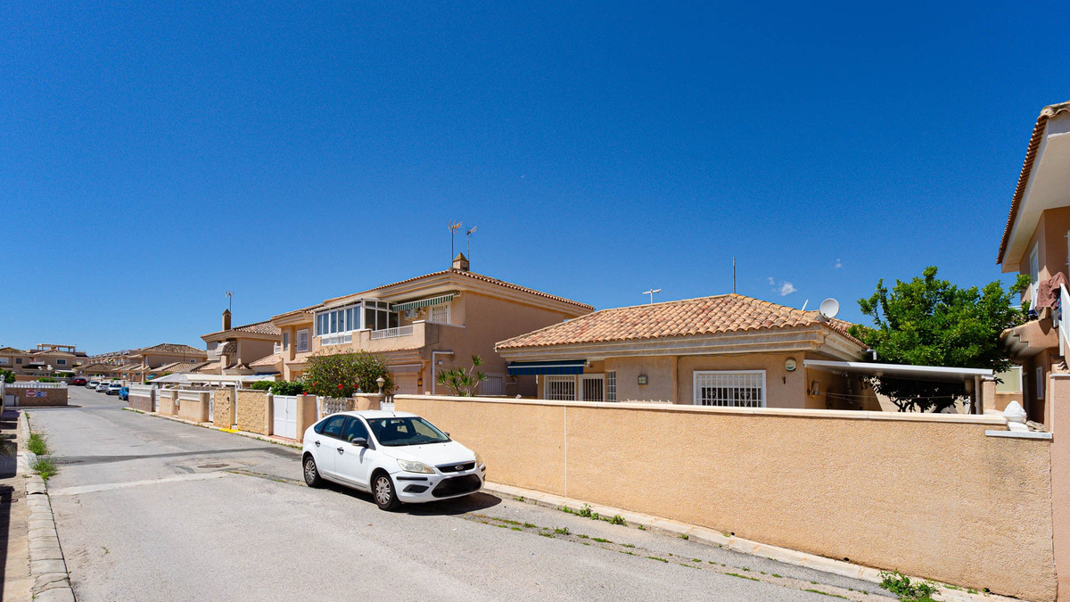 Huis te koop in Punta Prima | 2 slaapkamers H5382352