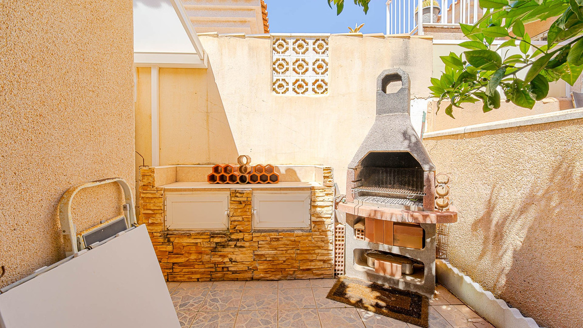 Huis te koop in Punta Prima | 2 slaapkamers H5382352