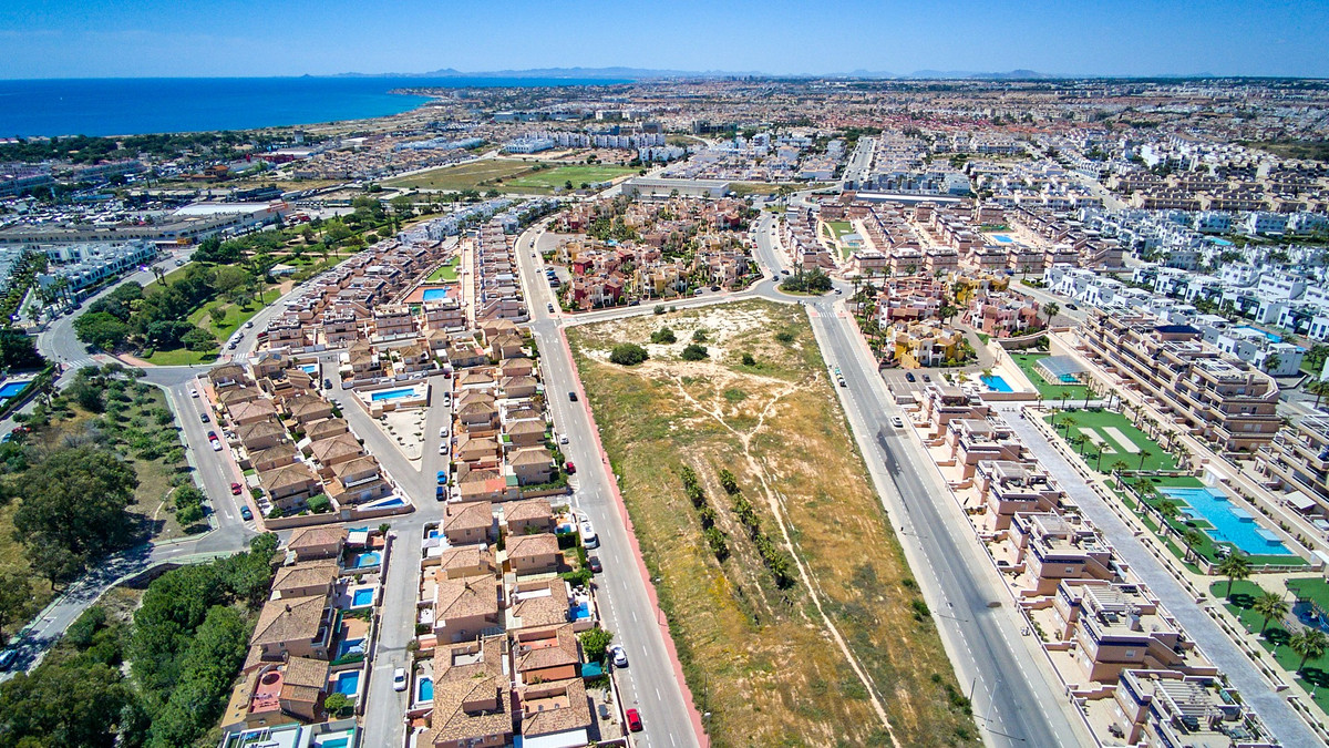 Huis te koop in Punta Prima | 2 slaapkamers H5382352