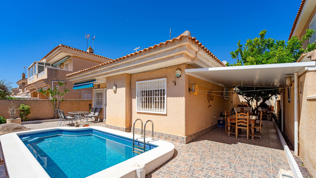 Huis te koop in Punta Prima | 2 slaapkamers H5382352