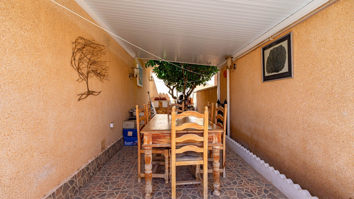 Huis te koop in Punta Prima | 2 slaapkamers H5382352