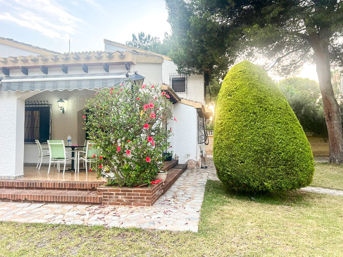 Huis te koop in Punta Prima | 4 slaapkamers H5425450