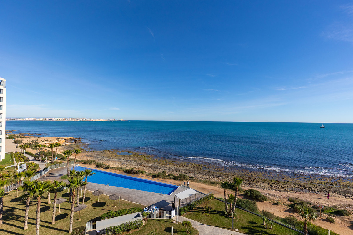Huis te koop in Punta Prima | 2 slaapkamers H5432524