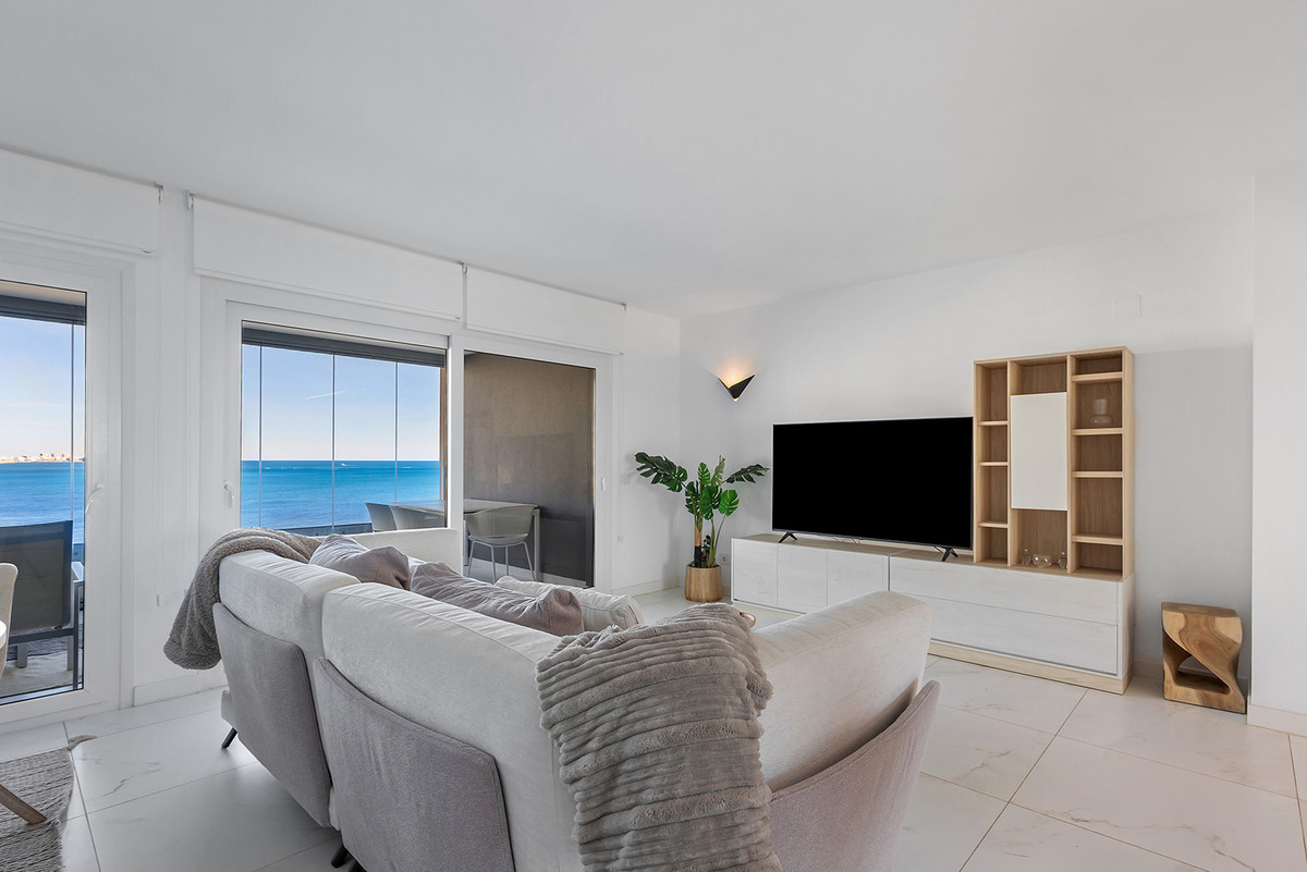 Huis te koop in Punta Prima | 2 slaapkamers H5432524