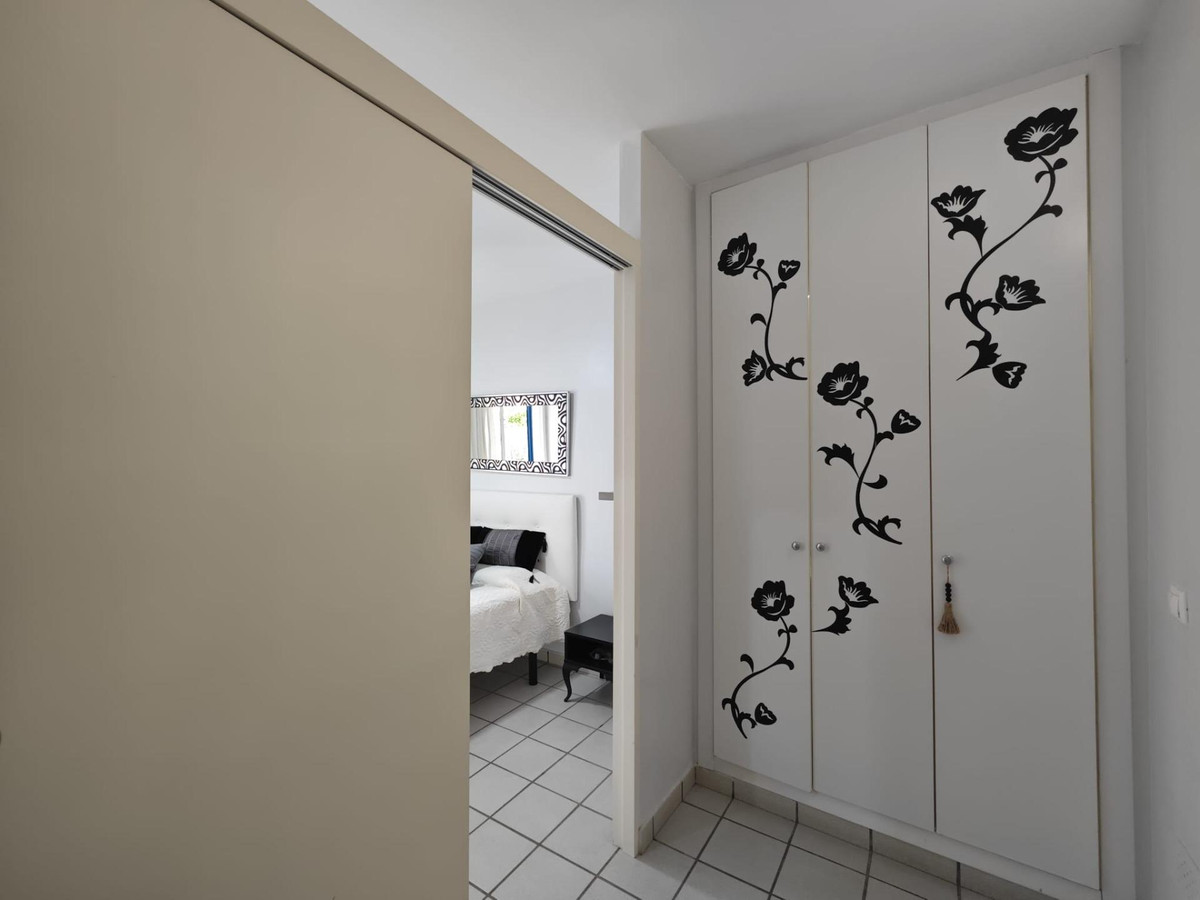 Appartement te koop in Punta Prima | 1 slaapkamers H5453665