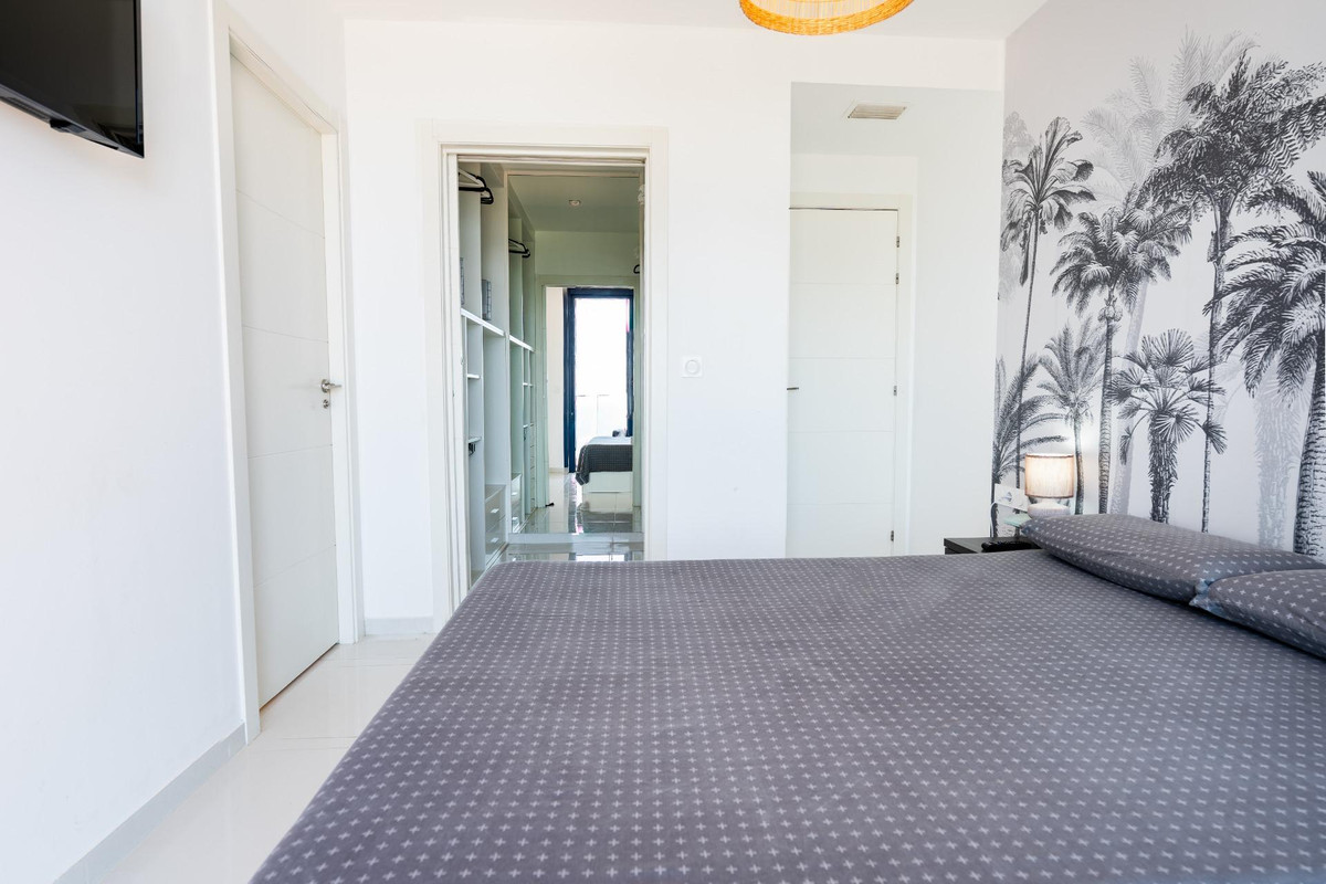 Appartement te koop in Punta Prima | 3 slaapkamers H5453695