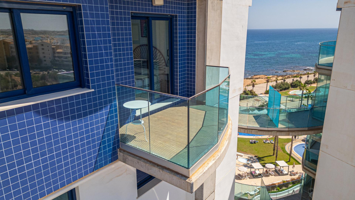 Appartement te koop in Punta Prima | 3 slaapkamers H5453695