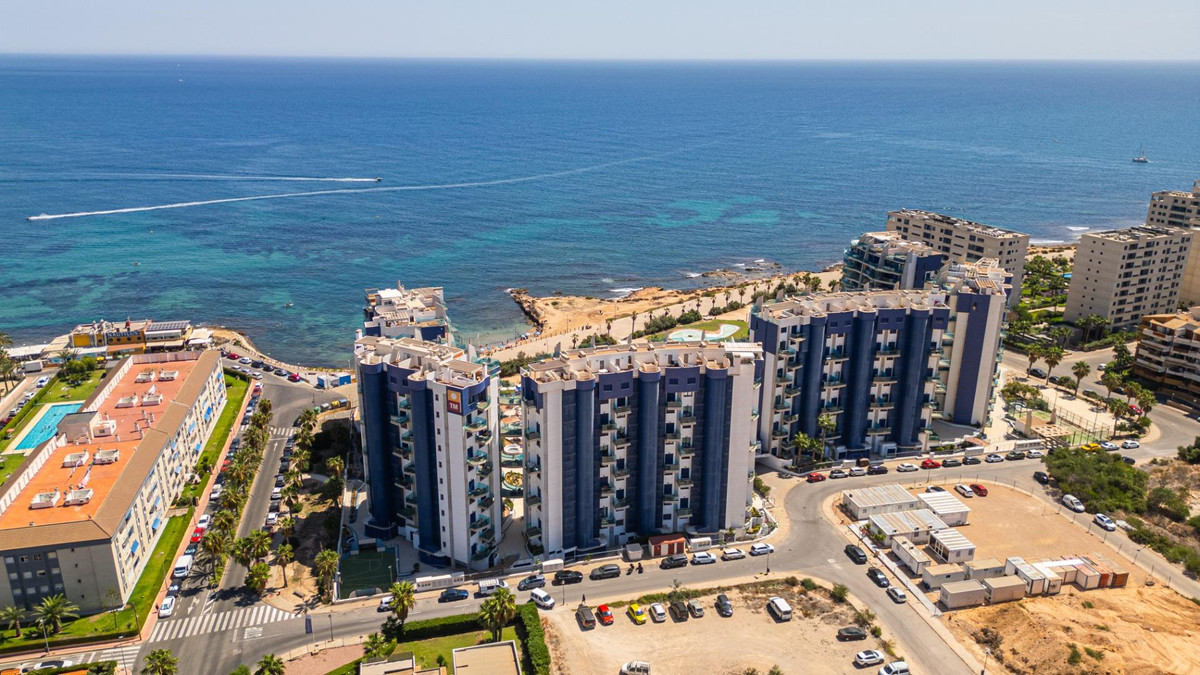 Appartement te koop in Punta Prima | 3 slaapkamers H5453695