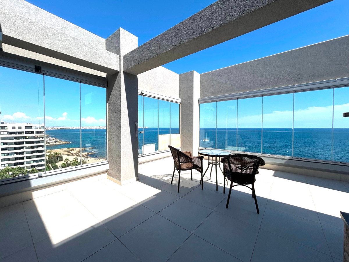 Appartement te koop in Punta Prima | 3 slaapkamers H5456371