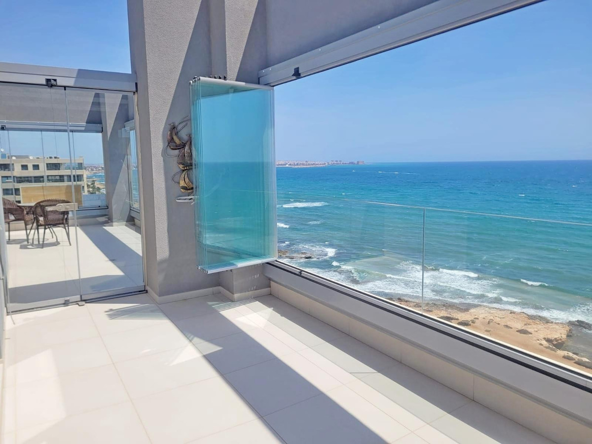 Appartement te koop in Punta Prima | 3 slaapkamers H5456371