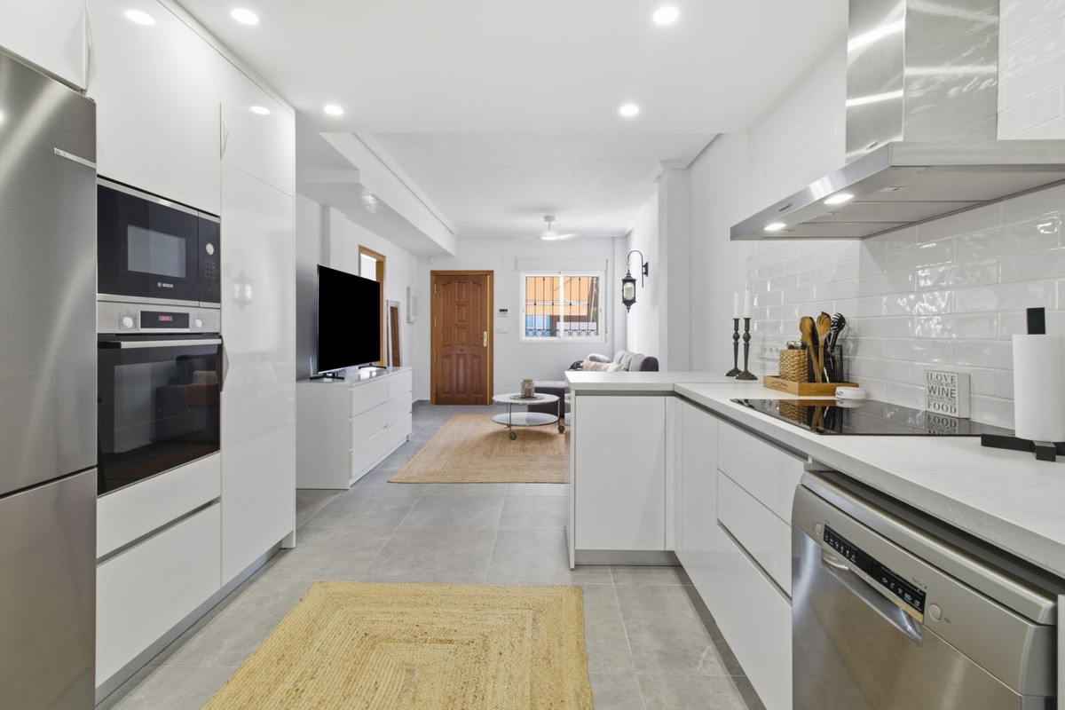 Huis te koop in Punta Prima | 2 slaapkamers H5462983