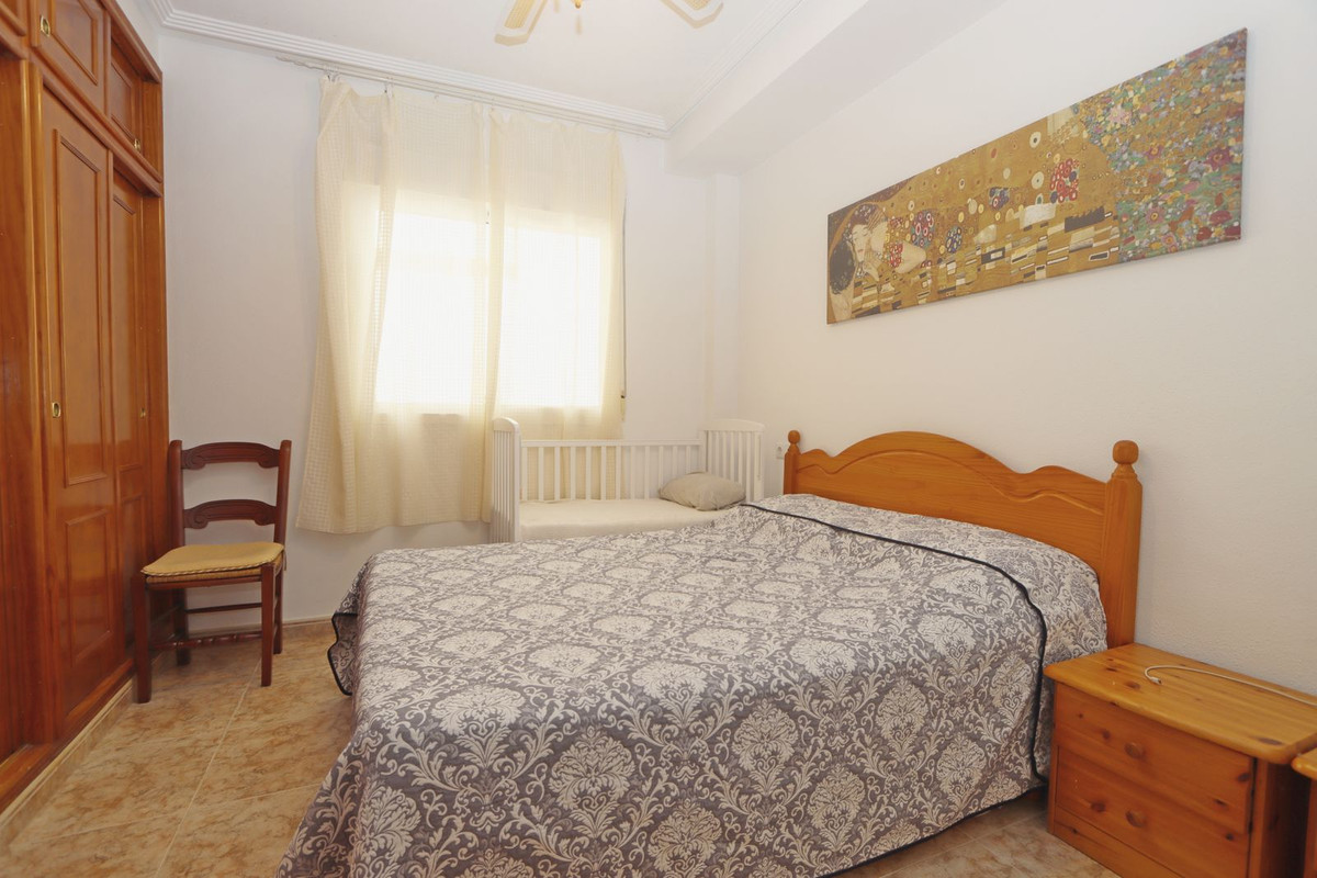 Appartement te koop in Punta Prima | 2 slaapkamers H5468344